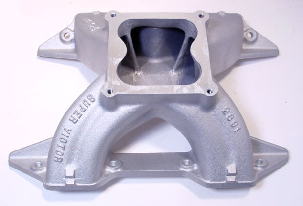 Edelbrock Super Victor Intake Manifold - RB Engines